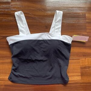 NWT All In Motion Large Resort Tank Top
